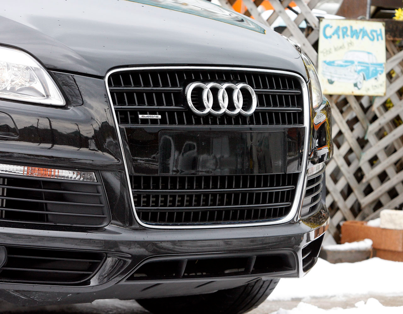 Illustration for article titled Hypermiling The Honda Civic And Audi Q7 Diesels
